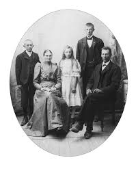 Sigfrid Larsson med familj