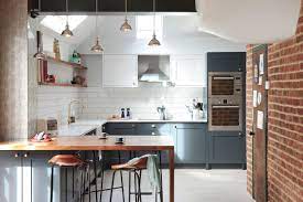 Gorgeous bespoke kitchen combines modern luxury with edwardian charm. Stoneham Kitchens Edwardian Collection Traditional Kitchen Design