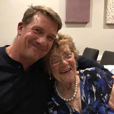 Ian Stanfield is fundraising for Rotherham Hospice