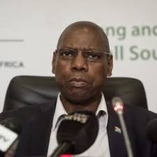 Zwelini lawrence mkhize is a south african doctor, legislator and politician who has served as the minister of health since 30 may 2019. Zweli Mkhize Slams Nurses Becoming Judges At World Aids Day Event Knysna Plett Herald