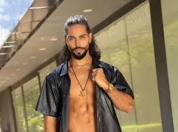 Presentadora “frenó en seco” a Marlon Solórzano de 'La casa de los famosos'  por comentario en 'Buen día, Colombia': “Me da vergüenza contigo” - Infobae