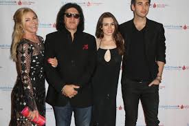 Aug 28, 2019 · gene enjoyed a gorgeous outing around the big apple — which included a trip to the hot dog cart with his son nick simmons, 30, and a walk around town with close pal paul stanley. Gene Simmons Wife Daughter Respond To Police Search Of Los Angeles Home Family Not Considered Suspects