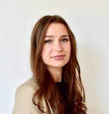 Audrey Decker's Instagram, Twitter & Facebook