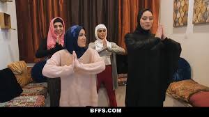 VManiak Jilbab @vmaniakj - Twitter Profile | Sotwe