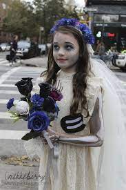 En esta sección encontrarás el disfraz de novia cadáver infantil para la celebración de halloween. Disfraz De Novia Cadaver 7 Ideas Para Un Disfraz Casero Pequeocio Disfraces De Novia Disfraz Novia Cadaver Halloween Disfraces