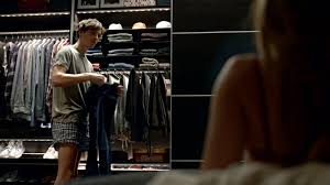Ikea Werbung Tv Spot Verfuhrung 2015 Ikea Kleiderschrank Schiebeschrank Ikea Pax Kleiderschrank