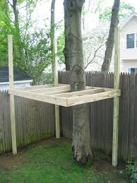 Putting In The Posts And Frame In 2020 Tree House Diy Simple Tree House Tree House Kids