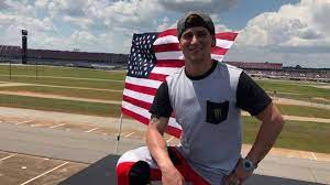 Stuntman alex harvill has died after crashing his motorcycle during an attempt to break a guinness world record. Ahgxv3qx0uuzdm