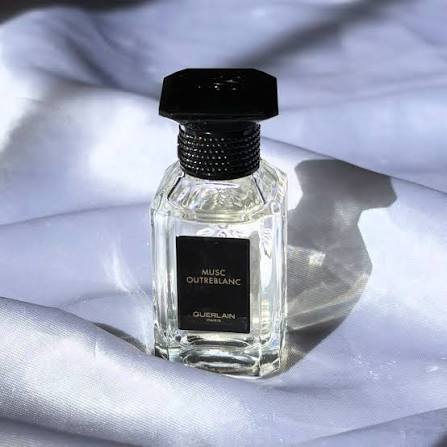 guerlain Musc Outreblanc 🤍 The scent I didn't know I needed! Super  elegant, refined, pure 🤍 This is your “soap luxurious hotel lobby” but  make it fluffy, milky cloud 🤍 Opens with