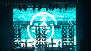 That being said, if you look at shelter expecting porter, you're not going to be very happy. Porter Robinson Madeon Zepp Divercity Tokyo Shelter Live Tour 2017