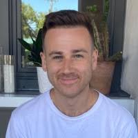 3100+ profils pour “Komara”