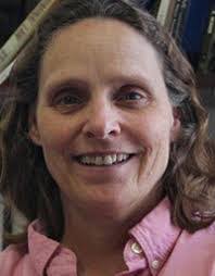 Jennifer Hedlund's Instagram, Twitter & Facebook