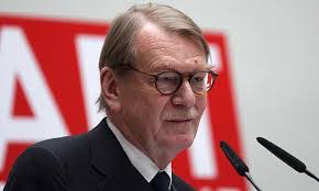 Fred Jahn erhält „Art Cologne“- Preis 2013