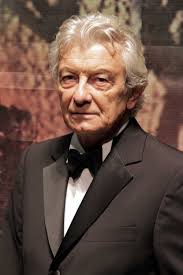 El Hombre y la Tierra