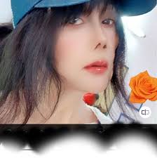 That song that Johnny is saying to Chanel it's so beautiful ❤️