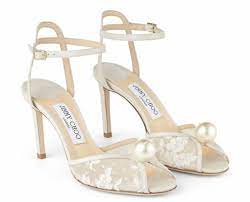 Se hai scelto scarpe da sposa colorate, potresti non aver bisogno di cambiare nulla per continuare ad usarle. Scarpe Da Sposa 2020 Le Piu Belle Da Comprare Anche Online