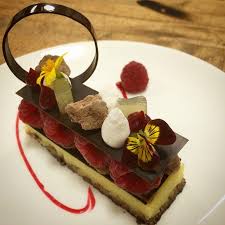 Franck Iglesias On Instagram Pecan Dacquoise Yuzu Passion Curd Alto El Sol Cremeux Raspberry Gel And Yuzu Vodka Gelee Cac French Baking Pastry Dacquoise