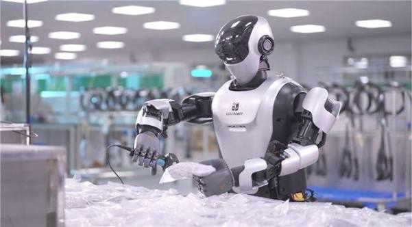 China's Robots Are No Longer Performing Tricks — They're Becoming  Intelligent Agents - Pandaily