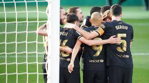 Lucas boyé (elche) wins a free kick on the right wing. Wv Ma0uigpofbm