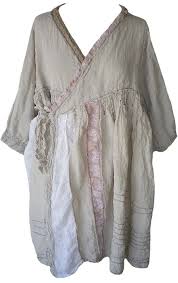 я пришел к тебе с приветом рассказать что солнце встало Magnolia Pearl Oat Straw Linen Mariyanna Wrap Dress Magnolia Pearl Magnolia Pearl Clothing Magnolia Pearl Style