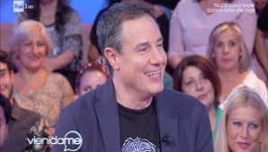 Frequenta nel 1983 il laboratorio di esercitazioni sceniche diretto da gigi proietti diplomandosi nel 1985. Ultime Notizie Giampiero Ingrassia News