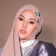 Shila had at least 1 relationship in the past. Shila Amzah Alchetron The Free Social Encyclopedia