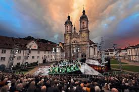 Credit suisse and the university of st.gallen are entering into a strategic partnership that will encompass three specific areas of funding. St Gallen Festspiele