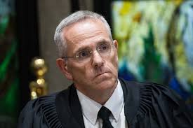 Israeli Supreme Court justice escapes three-man Arab attack in Samaria