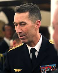 File:2018-11-28, Swedish Air Force pilots receive USAF Air Medal  (46065115152) (cropped).jpg