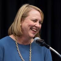 Roxanne Mackey's Instagram, Twitter & Facebook