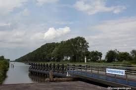 De gerrit krolbrug in groningen is weer vrijgegeven voor het (gemotoriseerde) wegverkeer en de scheepvaart. Plannen Om Paddepoelsterbrug En Gerrit Krolbrug Te Vervangen Focusgroningenfocusgroningen