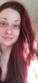 Hi I'm introducing myself to the group first I like say thanks for let me  my name is Rachel I'm 25 years old I have dyspraxia reading was hard for  when I