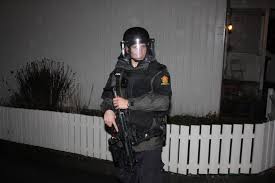 På denne side har du mulighed for at finde de mest grundlæggende oplysninger om politiet. Politi Wikipedia Den Frie Encyklopaedi
