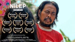 Visualisasi imajinasi dua pemuda ini ampuh memantik gelak tawa, tulis taufiqur dalam twitnya. Film Pendek Nilep 2015 Youtube