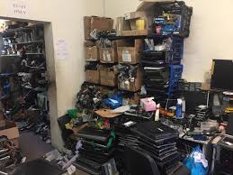 Pcspecialist is an award winning online computer shops manufacturer. I Wondered Into A Cheap Computer Shop For Some Network Gear And Was Greeted With This Techsupportgore