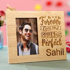 Take your relationship to the next level with a variety of romantic gifts for your girlfriend. Gifts For Boyfriend Buy Send Gifts To Boyfriend Online India Ferns N Petals