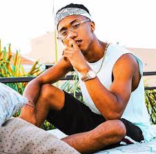 Déjame besarte la boquita 💋