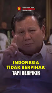 Indonesia tidak berpihak, tapi berpikir., Saat peluru dan rudal  beterbangan, anak-anak menangis., Saat kekuatan dunia saling serang, rakyat  kecil jadi korban., Indonesia tak berpihak pada kekerasan., ...