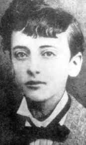 Pagina dedicata alla vita, alle opere e alle imprese dell'immenso gabriele d'annunzio. An Angel Named Gabriele Bartered History