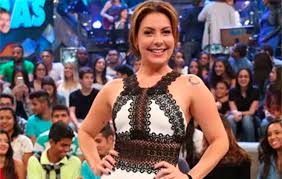 Como eliza, marina ruy barbosa participa de desfile em bom sucesso as atrizes grazi massafera e fabiula nascimento entraram no clima e decidiram 'entrevistar' a personagem de marina ruy barbosa, em um vídeo exclusivo para o gshow. Fabiula Nascimento Vivera Uma Workaholic Em Nova Novela O Fuxico