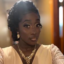 He asked for me to sleep in the bed with him 😭 I can't sleep but glad he's  getting some rest. This shit so hard and doesn't seem real, but I got