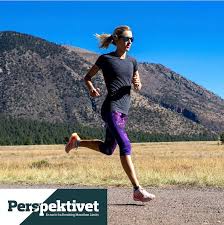 Karoline bjerkeli grøvdal (30) satte lørdag uoffisiell verdensrekord på 5 km gateløp. Karoline Bjerkeli Grovdal 10km Pa 30 32