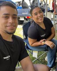 La joven Neysha M. Pérez, de 27 años, es natural de Aguadilla, Puerto Rico,  pero actualmente reside en Georgia, USA. Cuenta con su propio negocio  llamado S'soul Food By chef neysha, donde