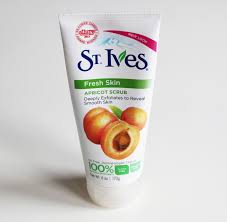 That time there was no other scrub used to be seen in the bangladeshi cosmetics stores but st. St Ives Apricot Scrub Wearingblack