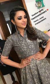 Lehenga Lehenga Hairstyles Wedding Dresses For Girls Hairstyles For Gowns Indian Western Dress