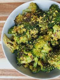 Easy Roasted Broccoli With Garlic And Lemon Recipe Keto Side Dishes Garlic Roasted Broccoli Roasted Broccoli