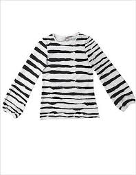 Juxtaposition of strong colors plays a graphical game. Jean Paul Gaultier La Mariniere Amarre Chez Les Enfants Elle