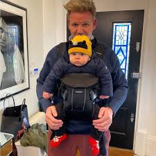 Hey @kenjeong & @joelmchale please tell @roblowe & @gordonramsay that #legomastersfox is back tonight. Gordon Ramsay Sagt Dass Die Quarantane Mit Funf Ravenous Kids Ist Ein Alptraum Aktuelle Boulevard Nachrichten Und Fotogalerien Zu Stars Sternchen