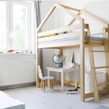 Die entscheidung für das richtige kinderhochbett ist nicht einfach, aber mit ein hochbett gibt kindern zum einen ein gefühl von größe und andererseits aber auch jede menge. Exklusive Kinderbett Hochbett Oder Tipibett Bei Glucksmoment Nach Mass