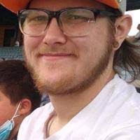 Geoffrey Mooney's Instagram, Twitter & Facebook